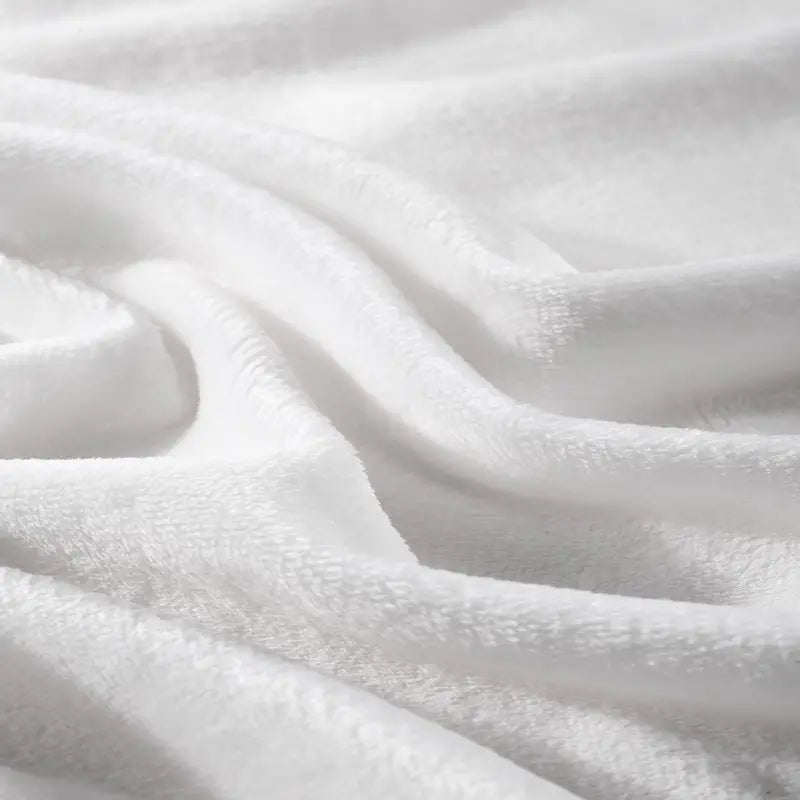 Baseball Pattern Flannel Blanket – Soft, Warm & Stylish Dark Blue Throw